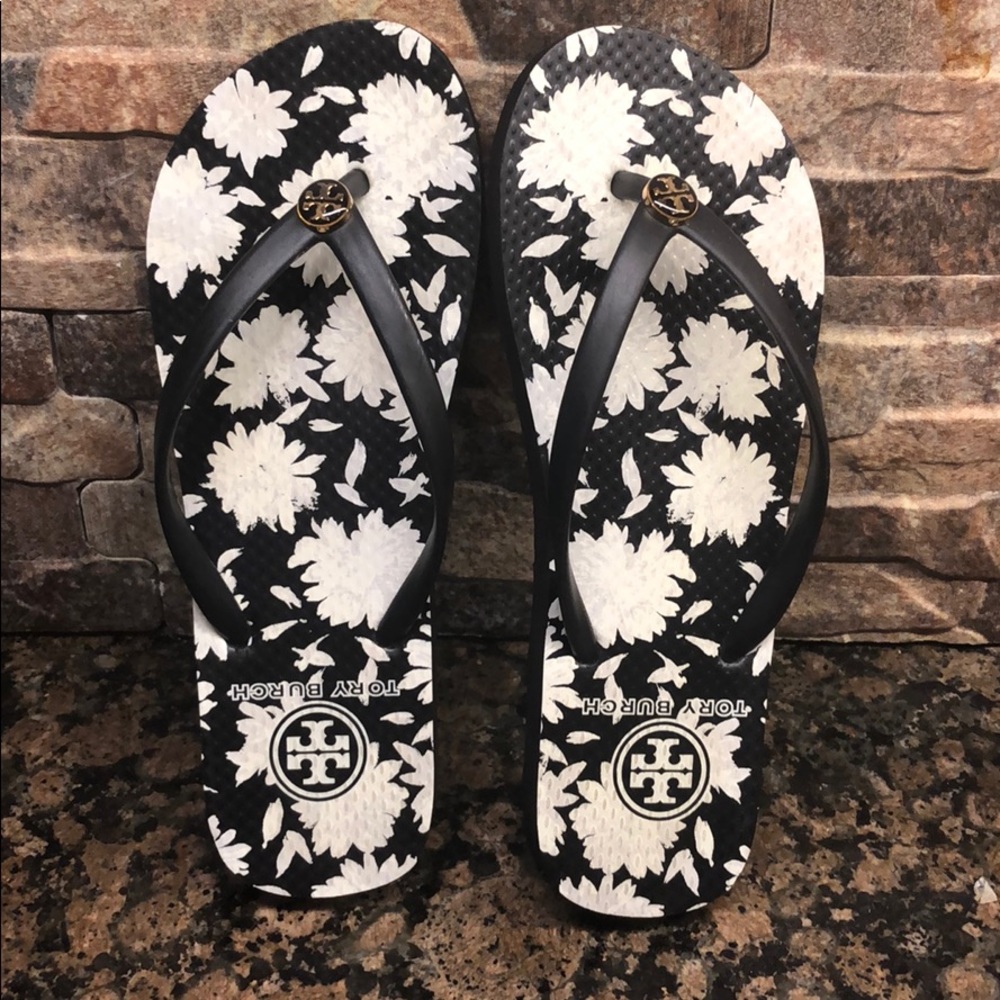 Brand new Tory Burch flip flops